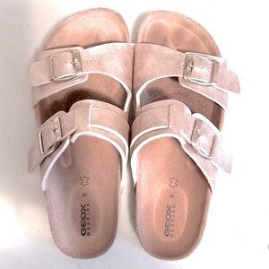 GEOX Adriel Girl Rose Gold Sandals - EUC